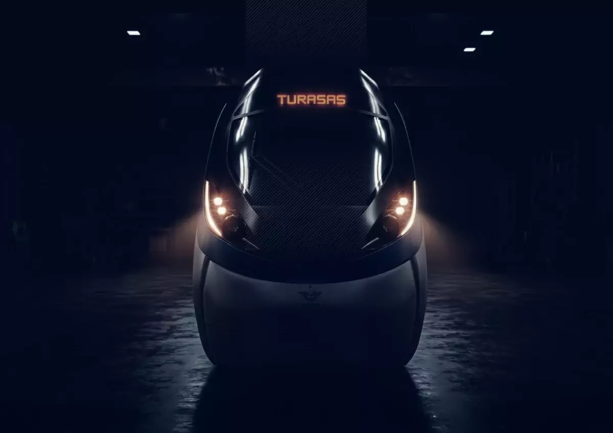 Türkiye’nin İlk Elektrikli Yüksek Hızlı Treni Test Pistine Çıktı