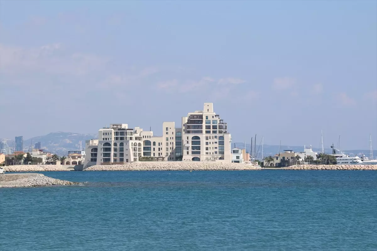 Yunan Fırkateyni Limasol Limanına Ulaştı: GKRY Talebiyle Gönderildi