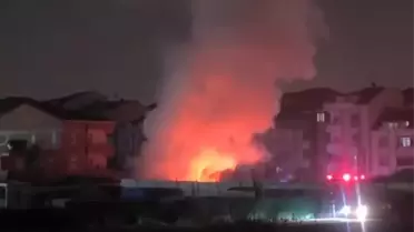 Arnavutköy Hurdalık Alanında Çıkan Yangın Kontrol Altına Alındı