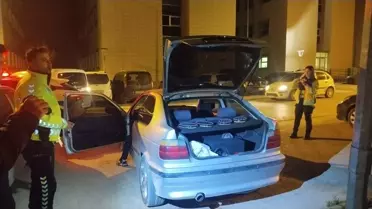 İnegöl'de Hastane Bahçesinde Yüksek Sesle Müzik Çalan Sürücüye 24 Bin Lira Ceza