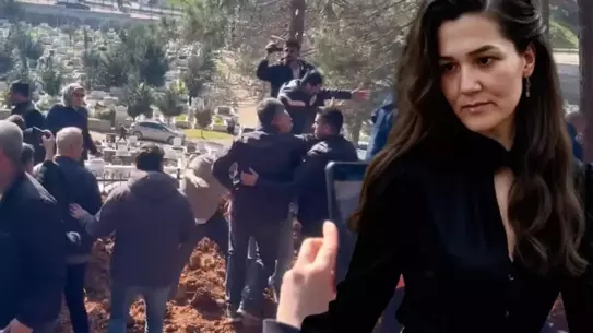 Cenaze törenindeki kalabalık