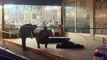 İftarda yemek yiyen vatandaşlar