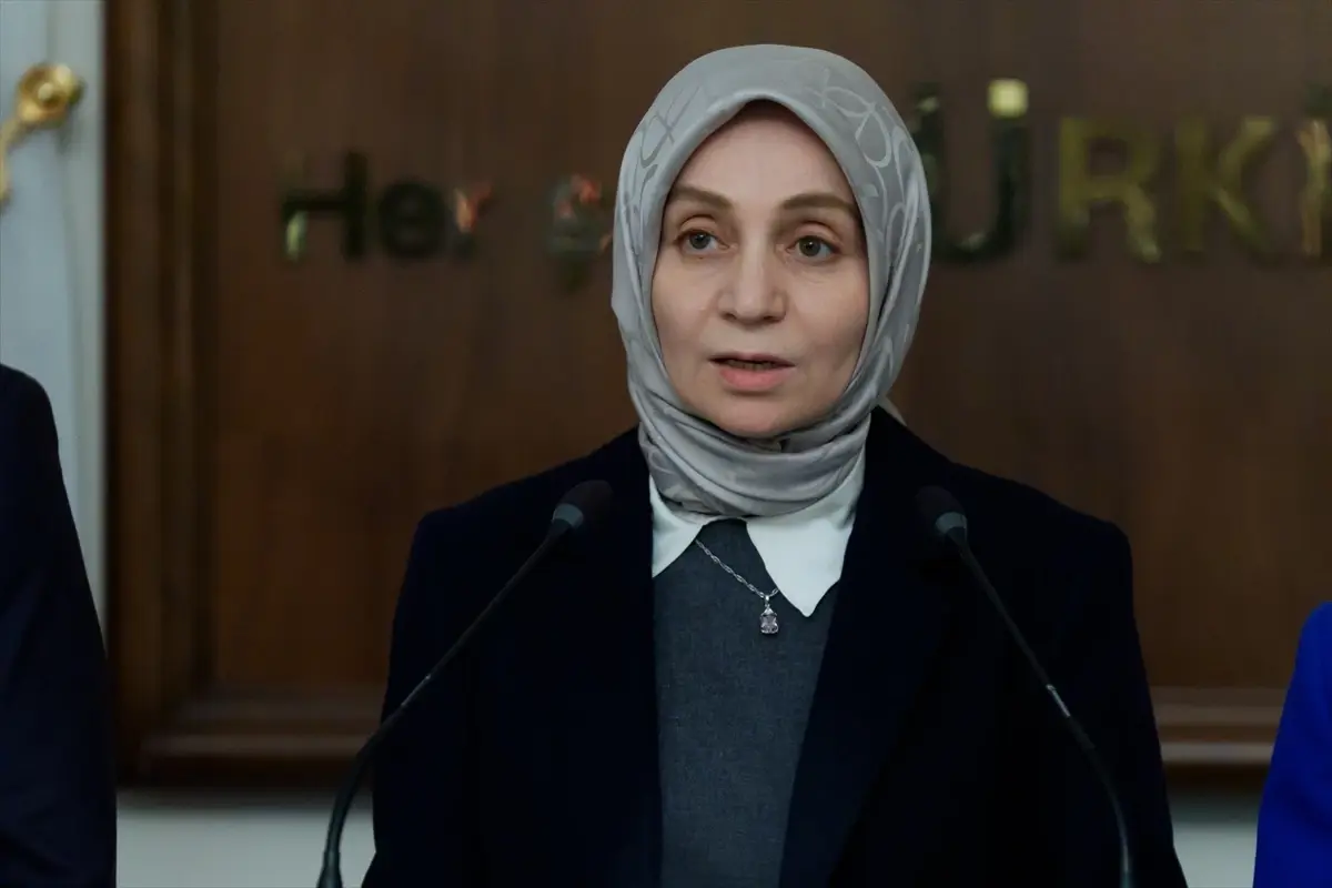 Doğum İzni 24 Haftaya Uzatılıyor: AK Parti'nin Yeni Düzenlemesi