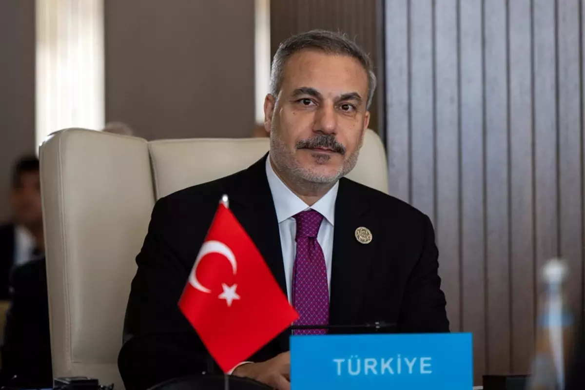 Dışişleri Bakanı Hakan Fidan, ABD Senatörü Marco Rubio ile Balistik Füze Görüşmesi Yaptı