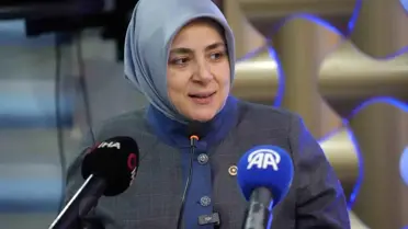 İftar programında konuşma yapan Tuğba Işık Ercan