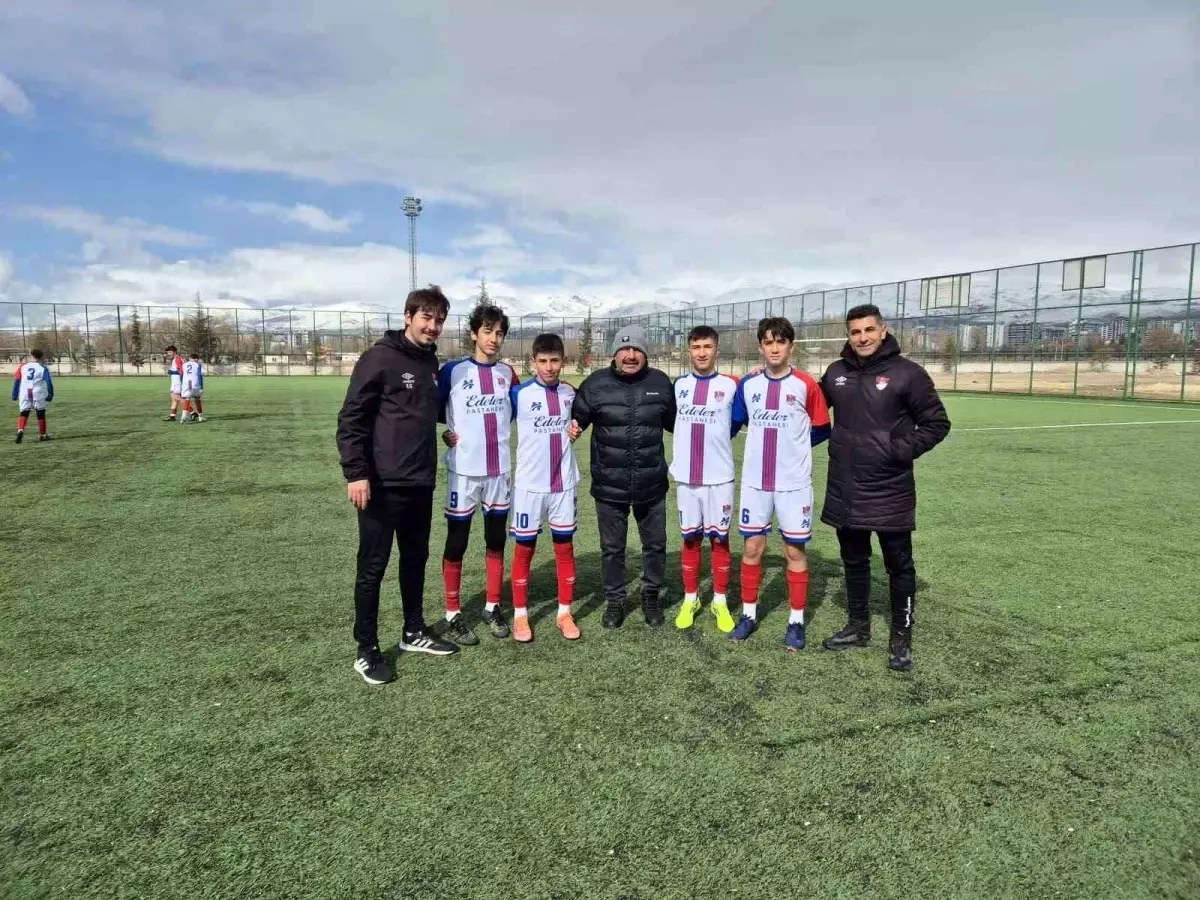 Niğde Belediyespor U14'ten Milli Takım Seçmelerinde 2. Etap Hakkı Kazandı