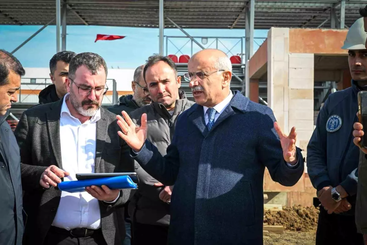 Malatya’da 350 Dönümlük Spor Köyü Projesi Atletizm Pisti İnşaatına Başladı