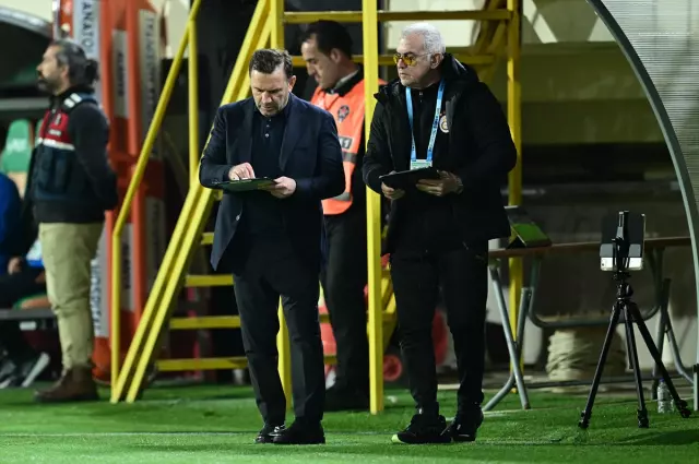 Galatasaray ve Beşiktaş logosu