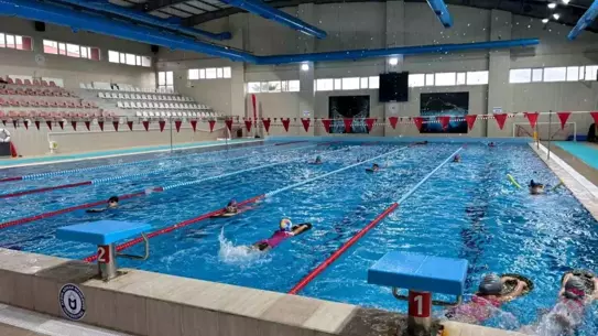 Aydın’da Çocuklar İçin Yüzme Kursları Hız Kesmeden Sürüyor