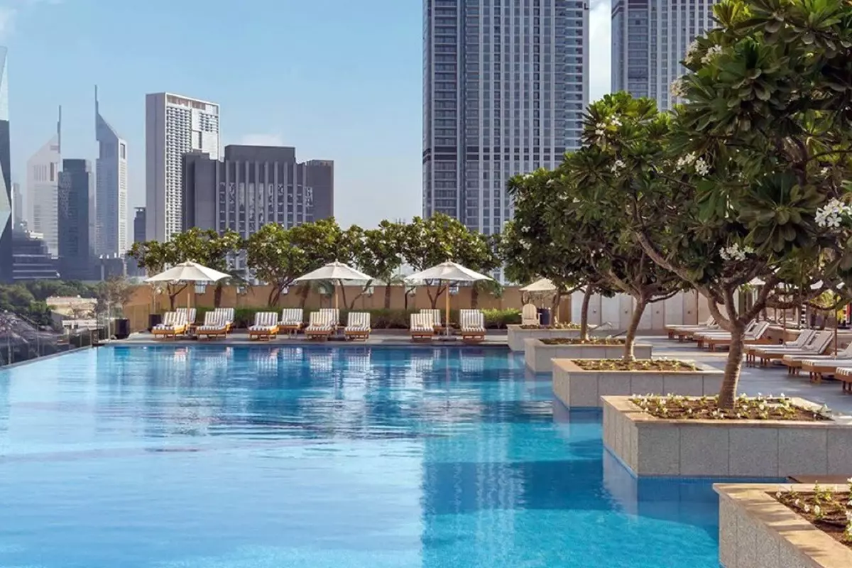 Dubai'deki Lüks Otellerde Gecelik Fiyatlar %80 Düşüşle 68 Euro'ya Geriledi