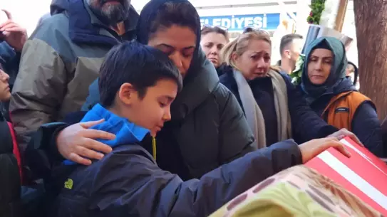 Tören sırasında çalan çan sesi