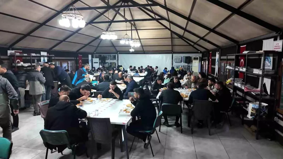 Eyyübiye’de Ramazan Sofraları Birleşiyor: Belediye İftar Programı