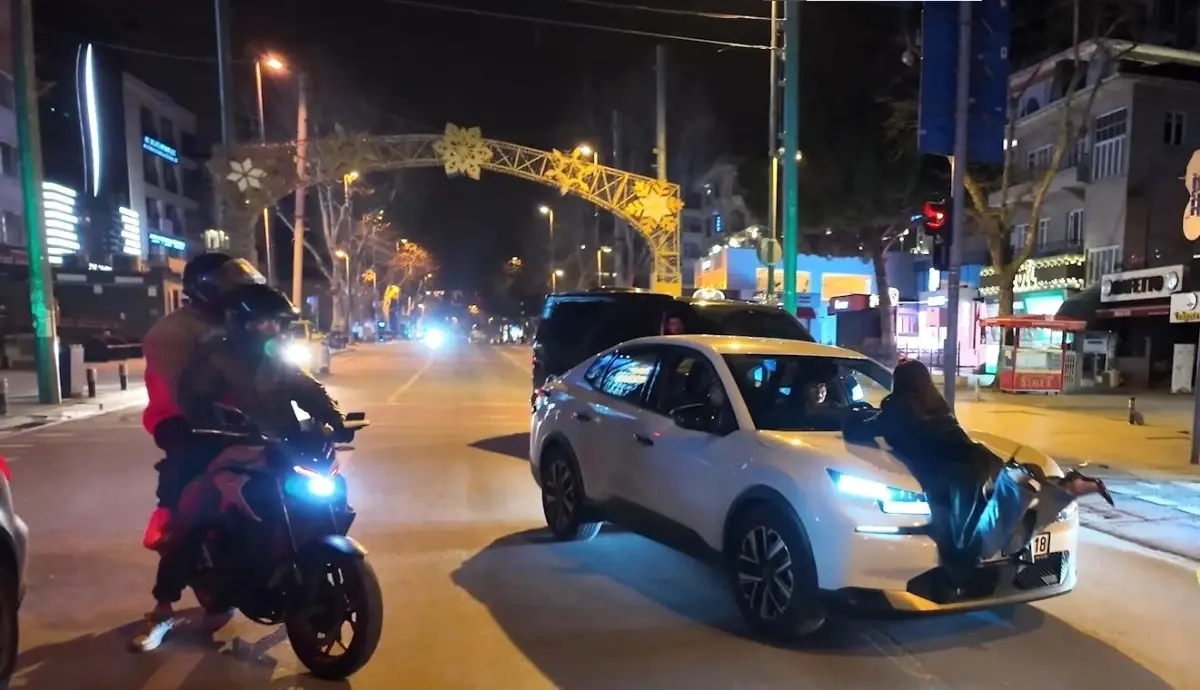 Caddebostan’da Alkol ve Trafik Çatışması: Polis Müdahalesi