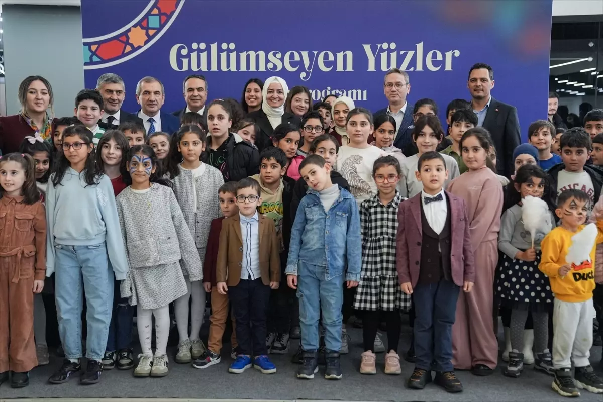 Kaya, Başakşehir'de Yetim Çocuklarla İftar Sofrasında Bir Araya Geldi