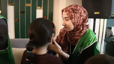 İftar masasında bir araya gelen aileler