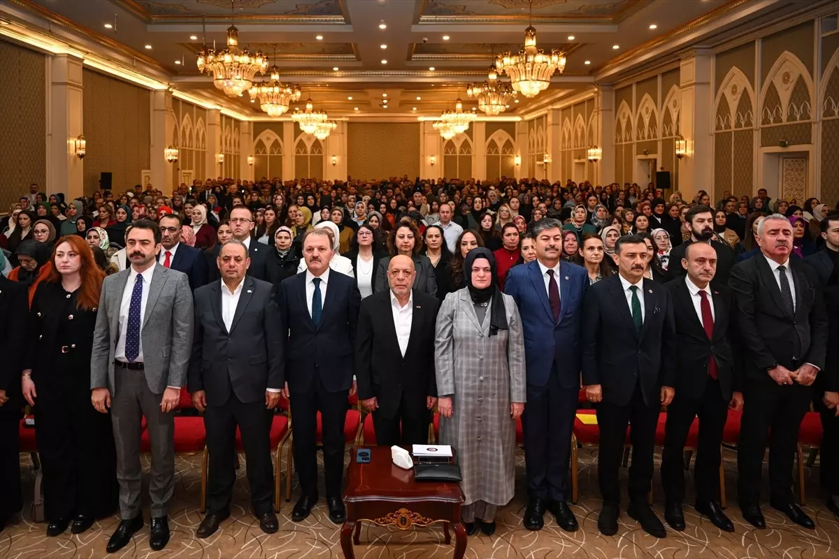 HAK-İŞ, 350 Bin Kadın İşçiye Yeni Destek Programını Açıklıyor