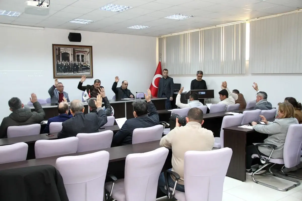 Kula Belediye Meclisi toplantısı