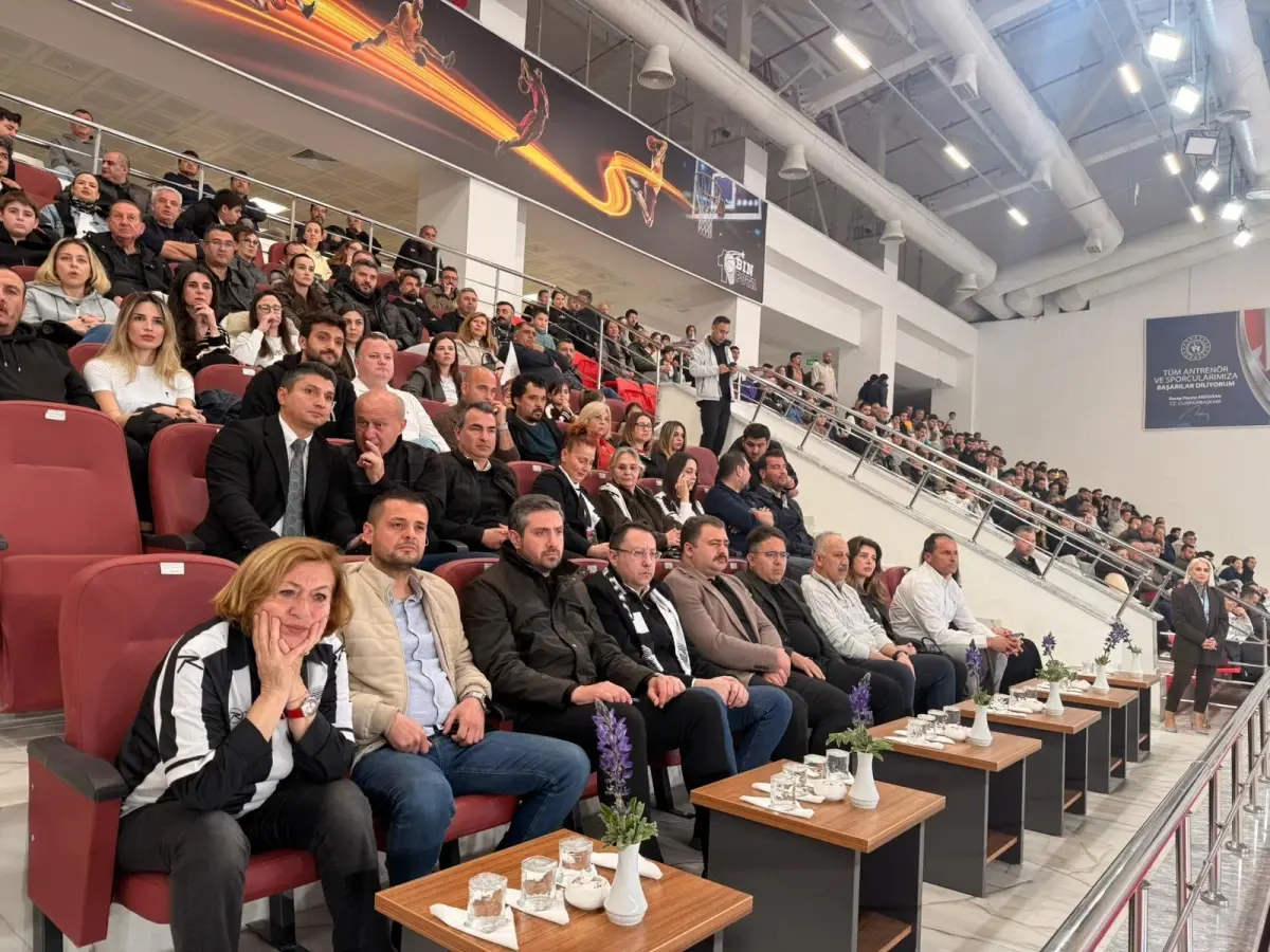 Marmaris’te 3.000 Kapasiteli Avrupa Standartlarında Yeni Spor Salonu Açıldı