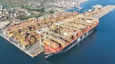 Asyaport Limanı'nda elektrikli gemi besleme tesisi