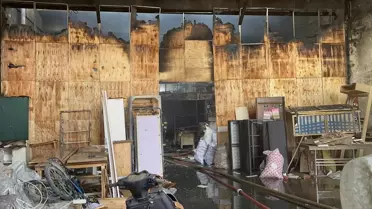 Yangın sonrası itfaiye ekipleri