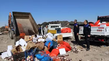 Şanlıurfa'da Kaçak Gıda Üretim Tesisi Tarama Sonrası 4,3 Ton Bozulmuş Ürün Ele Geçirildi