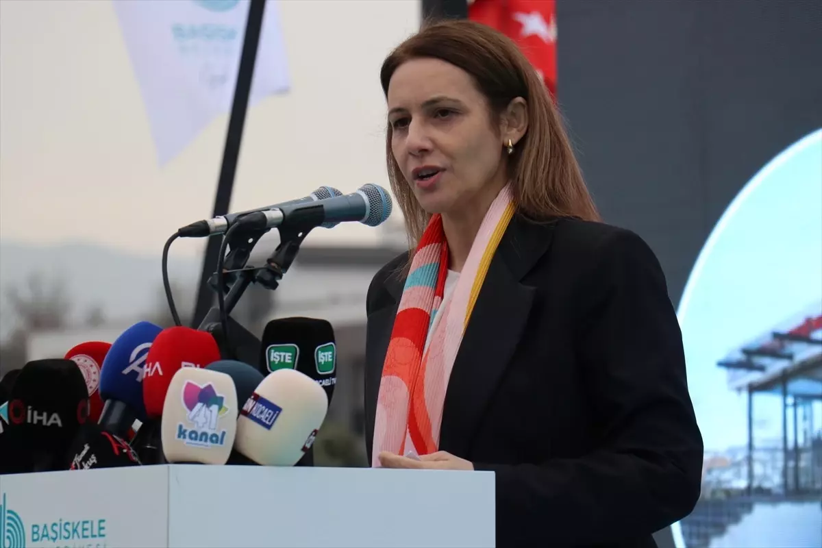 Mahinur Özdemir Göktaş, Kocaeli'de Kadınların Rolünü Vurgulayan Açılış Konuşması