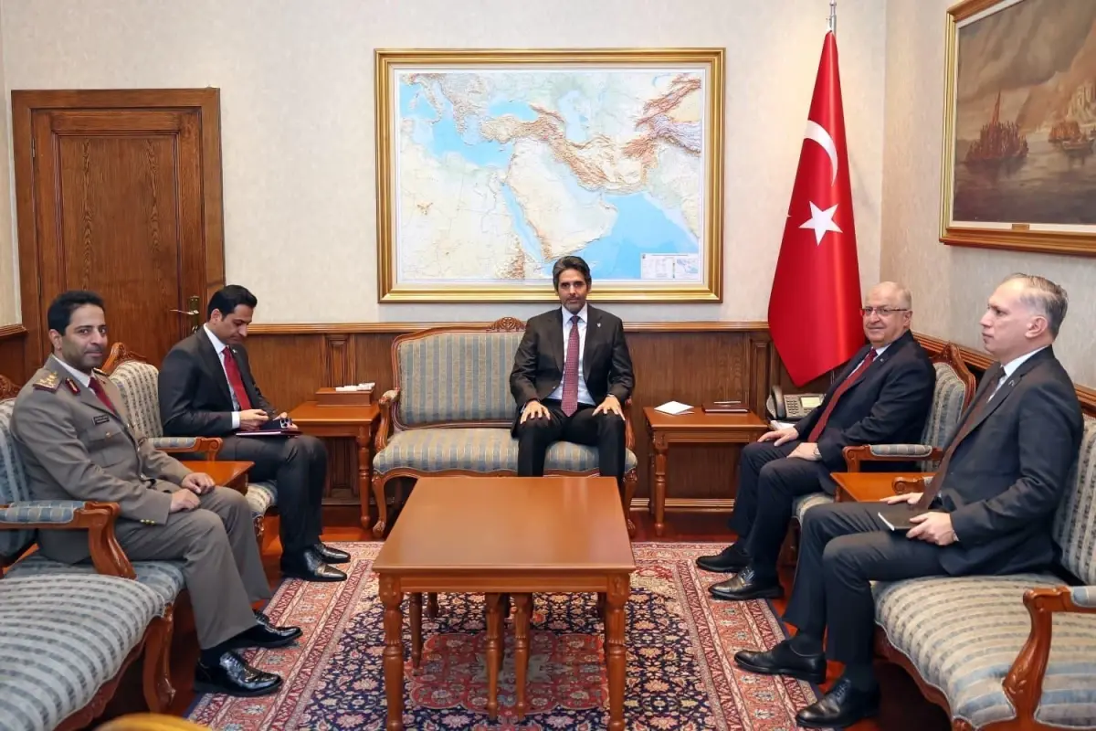 Milli Savunma Bakanı Yaşar Güler, Katar Büyükelçisi Al‑Henzab ile Görüşme Gerçekleştirdi