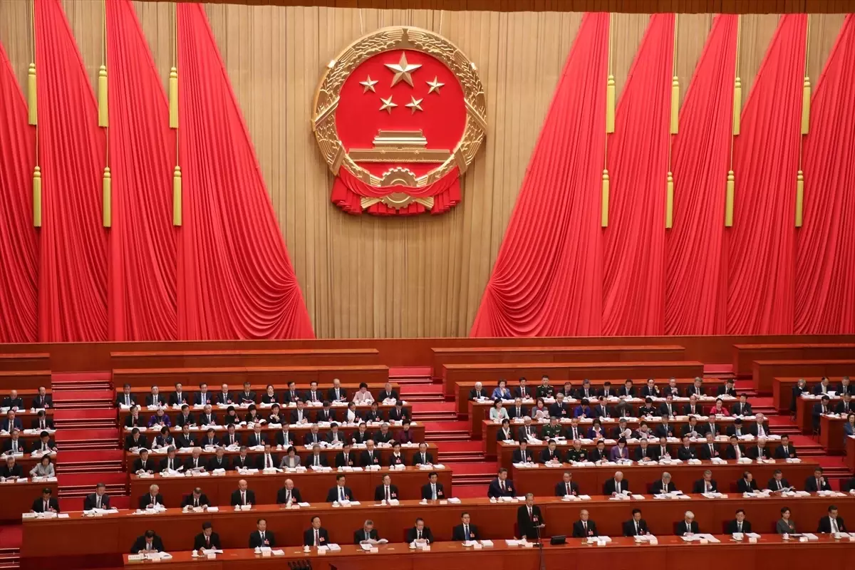 Çin Ulusal Halk Kongresi 2026 Genel Kurulu Açıldı: 15. Beş Yıllık Plan Masaya Geldi