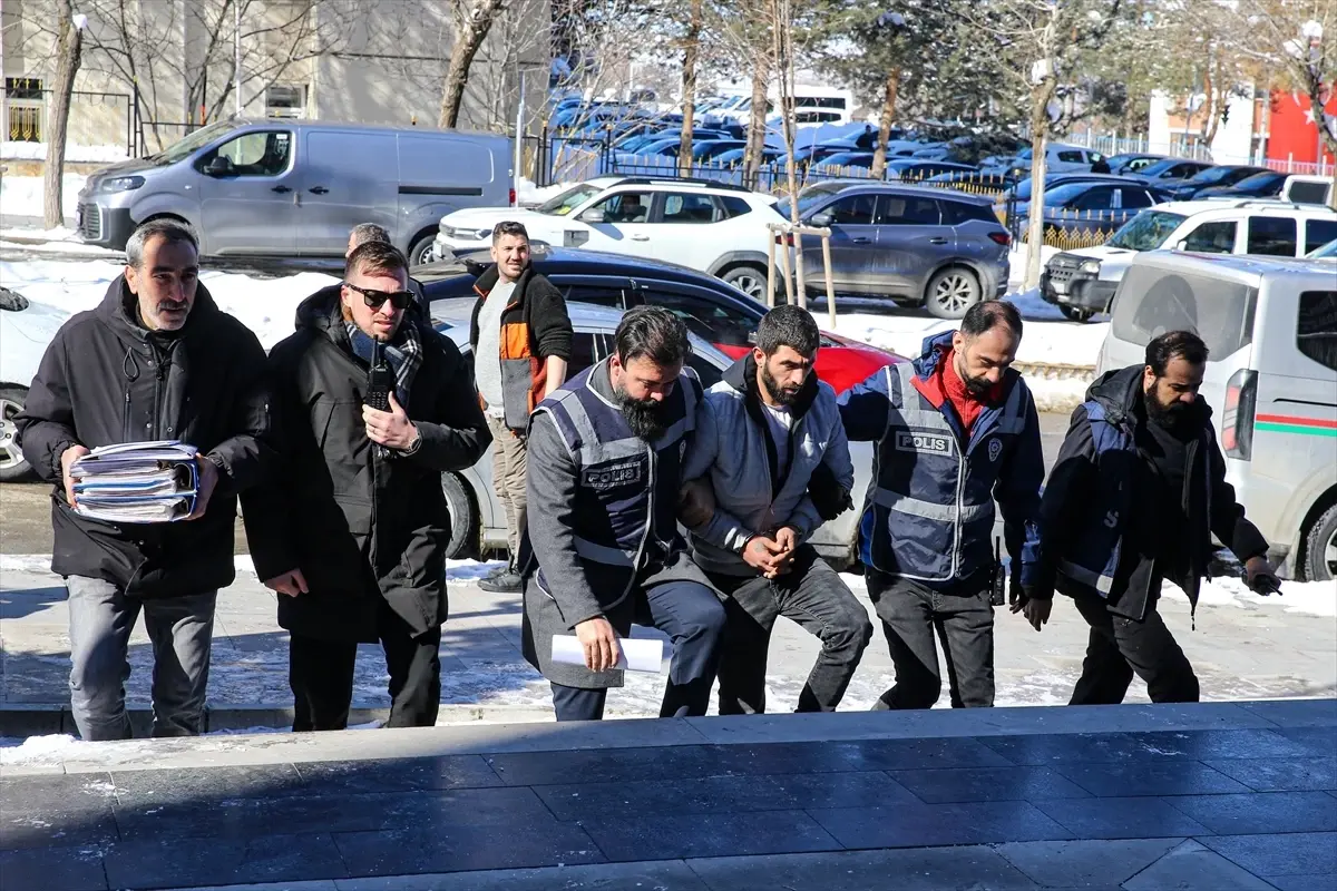 Erzurum’da iftar esnasında yakalanan 31 yıl hapisli suçlu tutuklandı