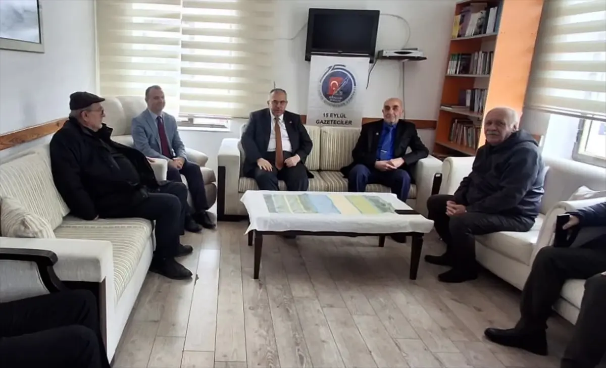 Necmettin Çalışkan, Sinop Gazeteciler Cemiyeti'ni Ziyaret Etti