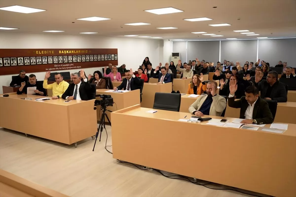 Çorlu Belediye Meclisi'nde İftar İçin Gri Pasaport Kararı Alındı