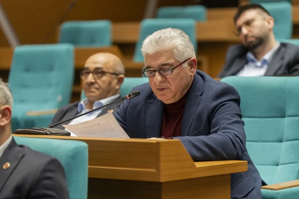 Üsküdar Belediye Meclisi, Başkanına %10 Borçlanma Yetkisi Verdi