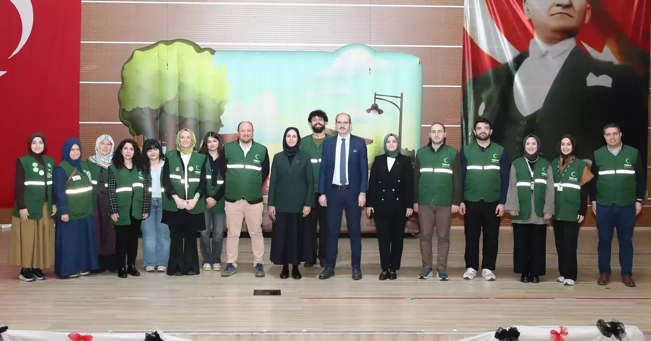 Yeşilay, Okullarda Bağımlılık Bilinci İçin İlk Dersini Başlattı