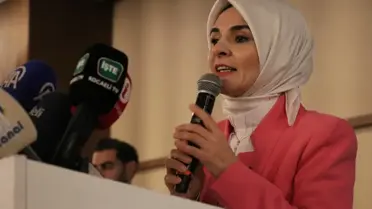 İftar buluşmasında çekilmiş fotoğraf