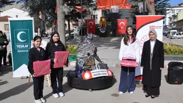 Dijital Ucube heykelinin detayları