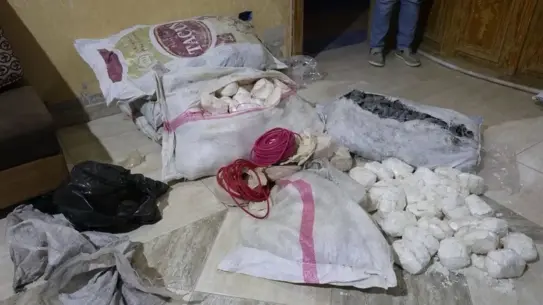 Operasyon sonrası ele geçirilen bombalı araç