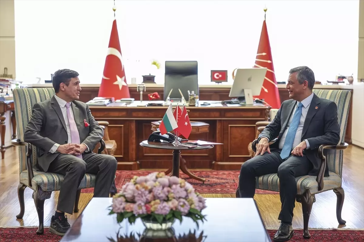 Özgür Özel, Bulgaristan Büyükelçisi Angel Cholakov ile Ankara'da Görüştü
