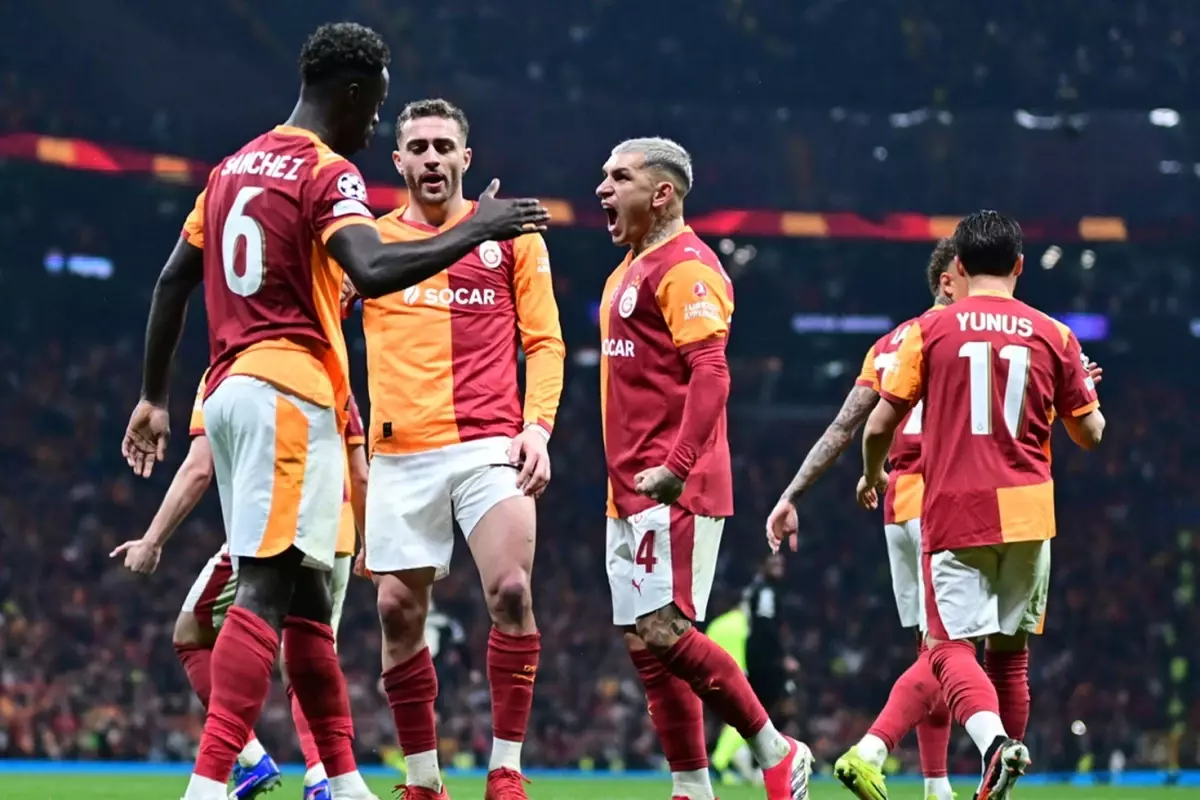 Galatasaray Mağaza Satışları 5.5 Milyar TL’ye Ulaştı, Rekor Kırdı