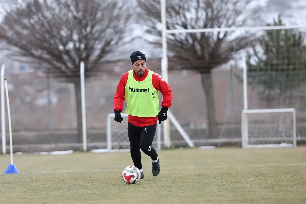 Sivasspor, Keçiörengücü Maçına Hazırlıklarını Hızlandırıyor