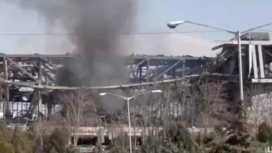 Azadi Stadyumu'nda oluşan hasarın detaylı fotoğrafı