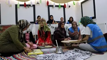 Elazığ’ın geleneksel yemekleri yurt odasında hazırlanıyor