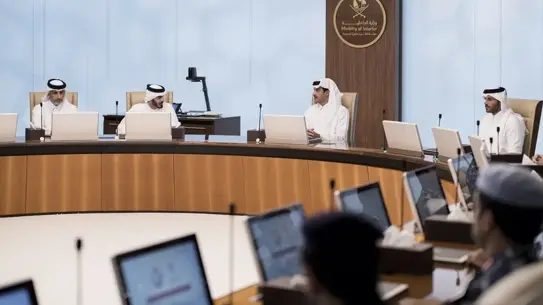 Kriz kontrol odasında Emir ve yetkililer