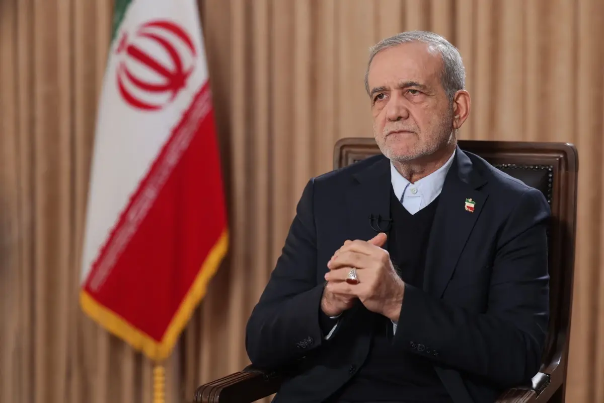 İran Cumhurbaşkanı Pezeşkiyan'dan Ara Buluculuk Çabalarına Dikkat Çekici Uyarı