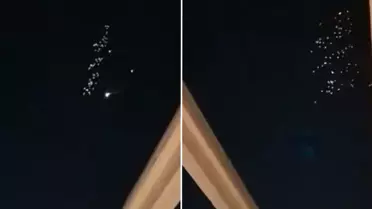 Gökyüzünde patlayan füze izleri