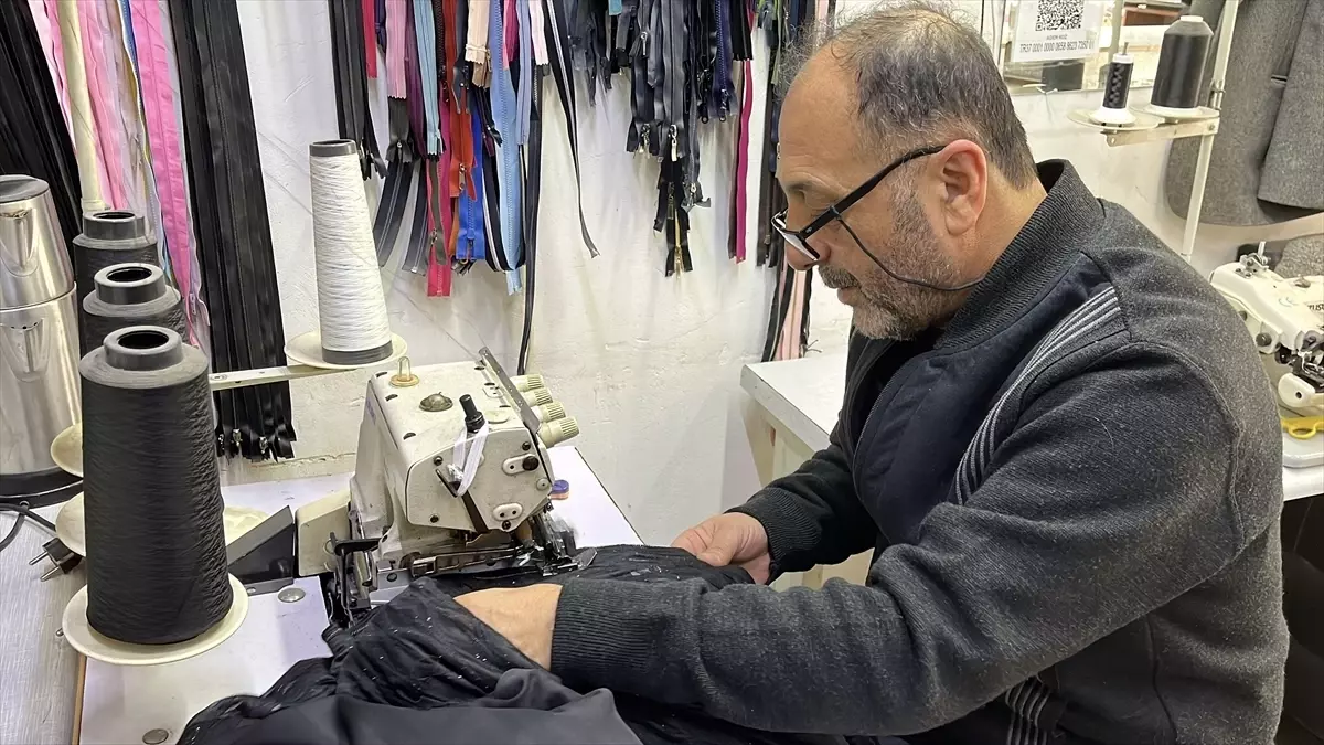 Çubuk’ta 59 Yaşındaki Usta Terzi Adem Koz’un 45 Yıllık Başarı Hikâyesi