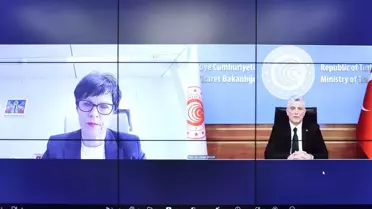 Ticaret Bakanı Bolat ve AB Komisyonu Üyesi Kos sanal görüşme sırasında kullanılan ekran görüntüsü