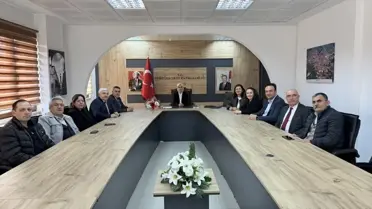 Gümüşhacıköy’de Muhasebe Haftası: Mali Müşavirler Kaymakam Güneş’i Ziyaret Etti