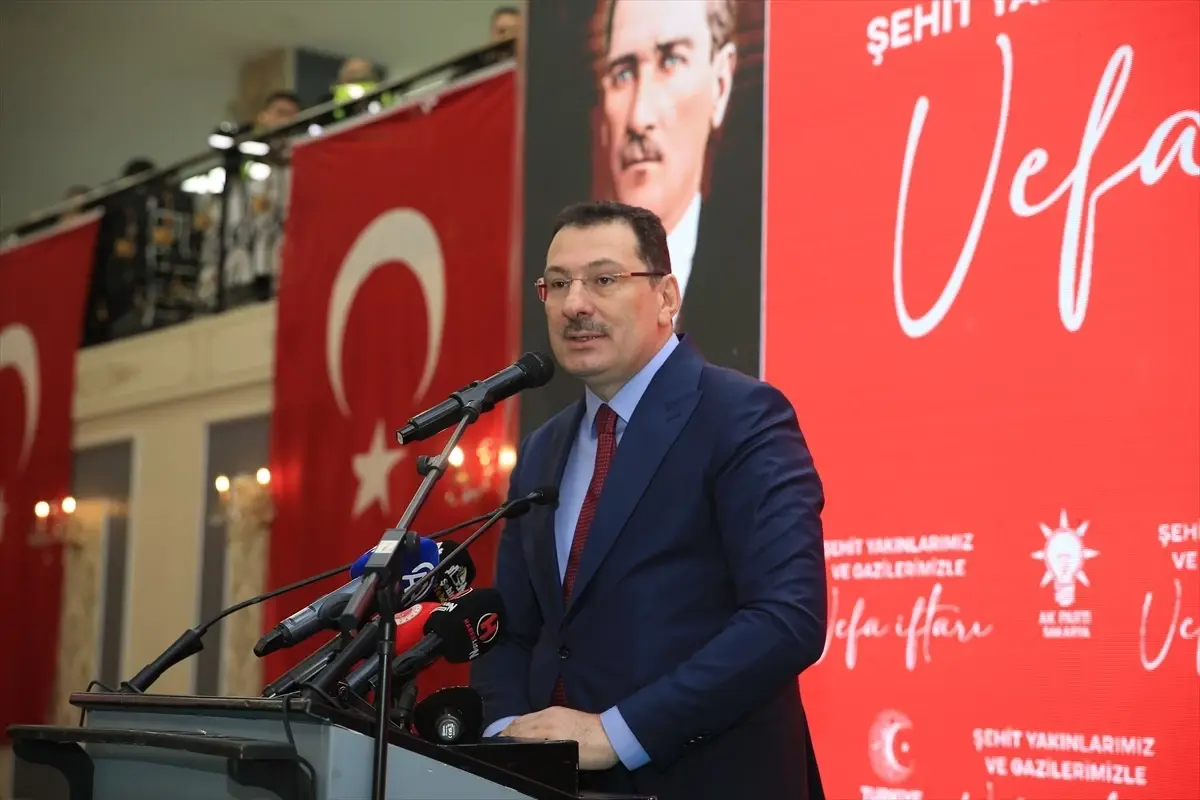 Adalet Bakanı Gürlek, Sakarya’da Gazi ve Şehit Aileleriyle İftarda Bir Araya Geldi