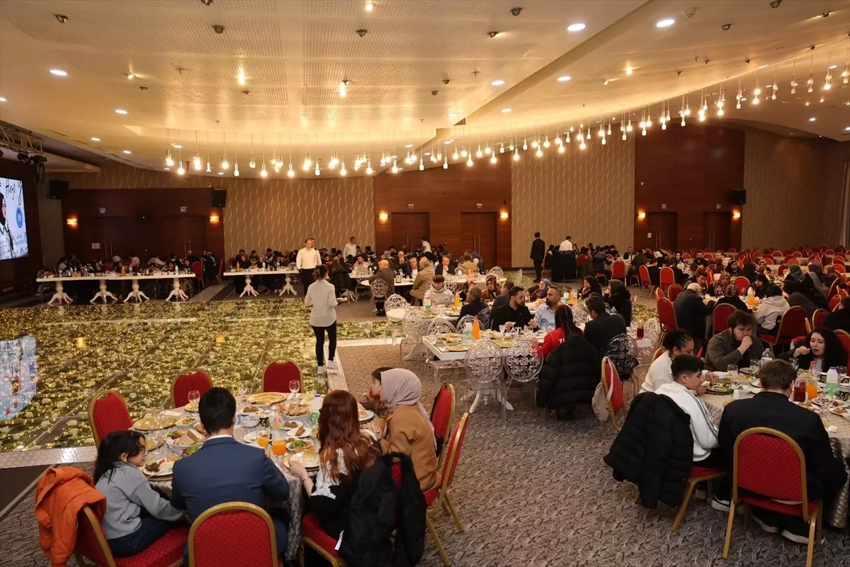 Akyurt’ta Dünya Yetimler Günü’nü Anlamlı Bir İftarla Kutladı