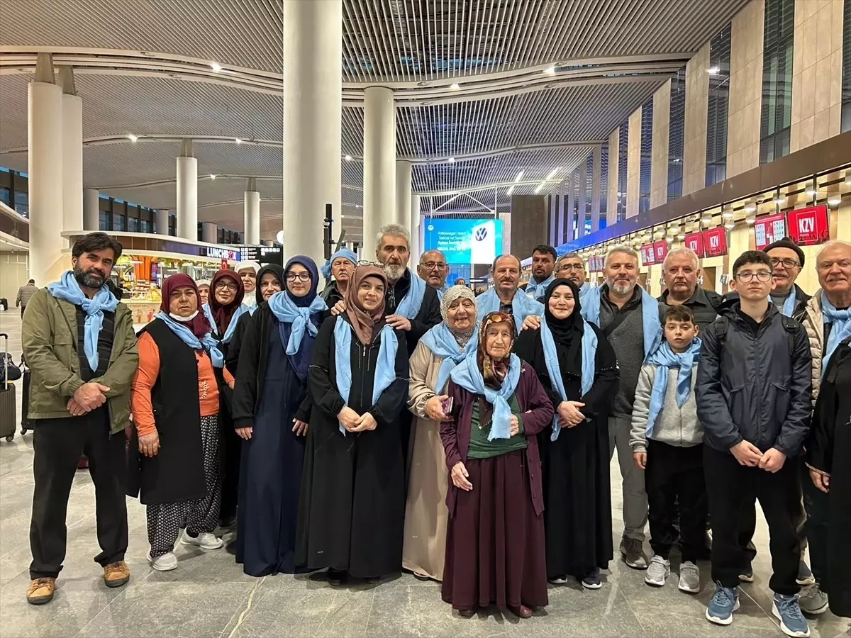 Anamur’da Umre Yolcularına Duygusal Veda: Dualar ve Destek